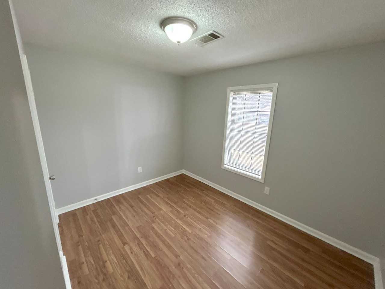 3319 Kristy Dr - Photo 4 of 10