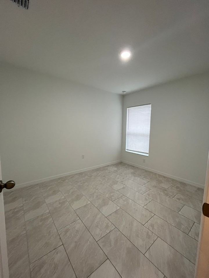 11 Union Ct #A - Photo 6 of 12