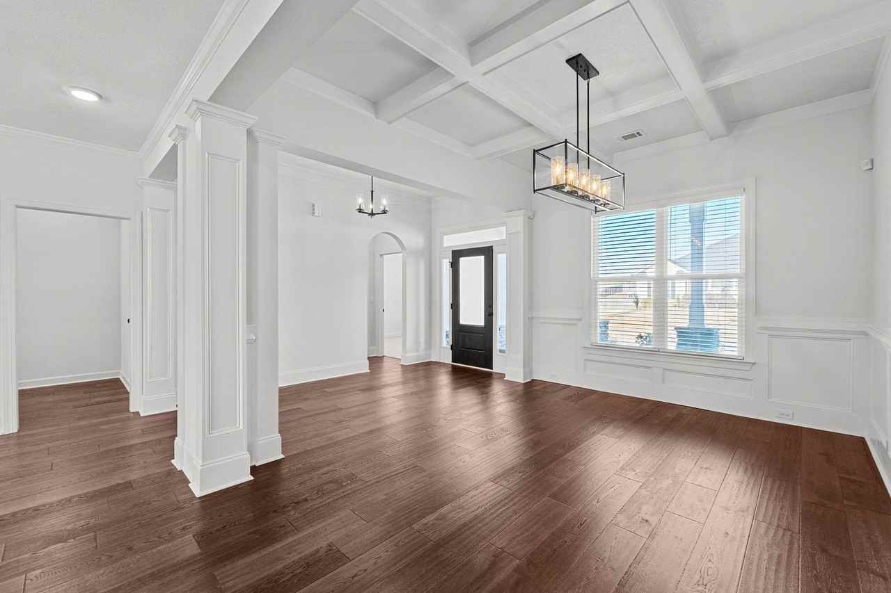 263 Dublin Loop - Photo 4 of 37