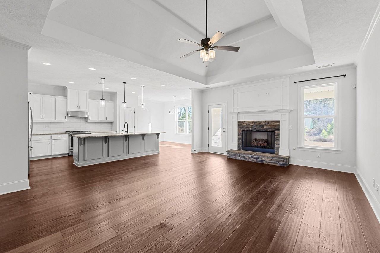 263 Dublin Loop - Photo 6 of 37