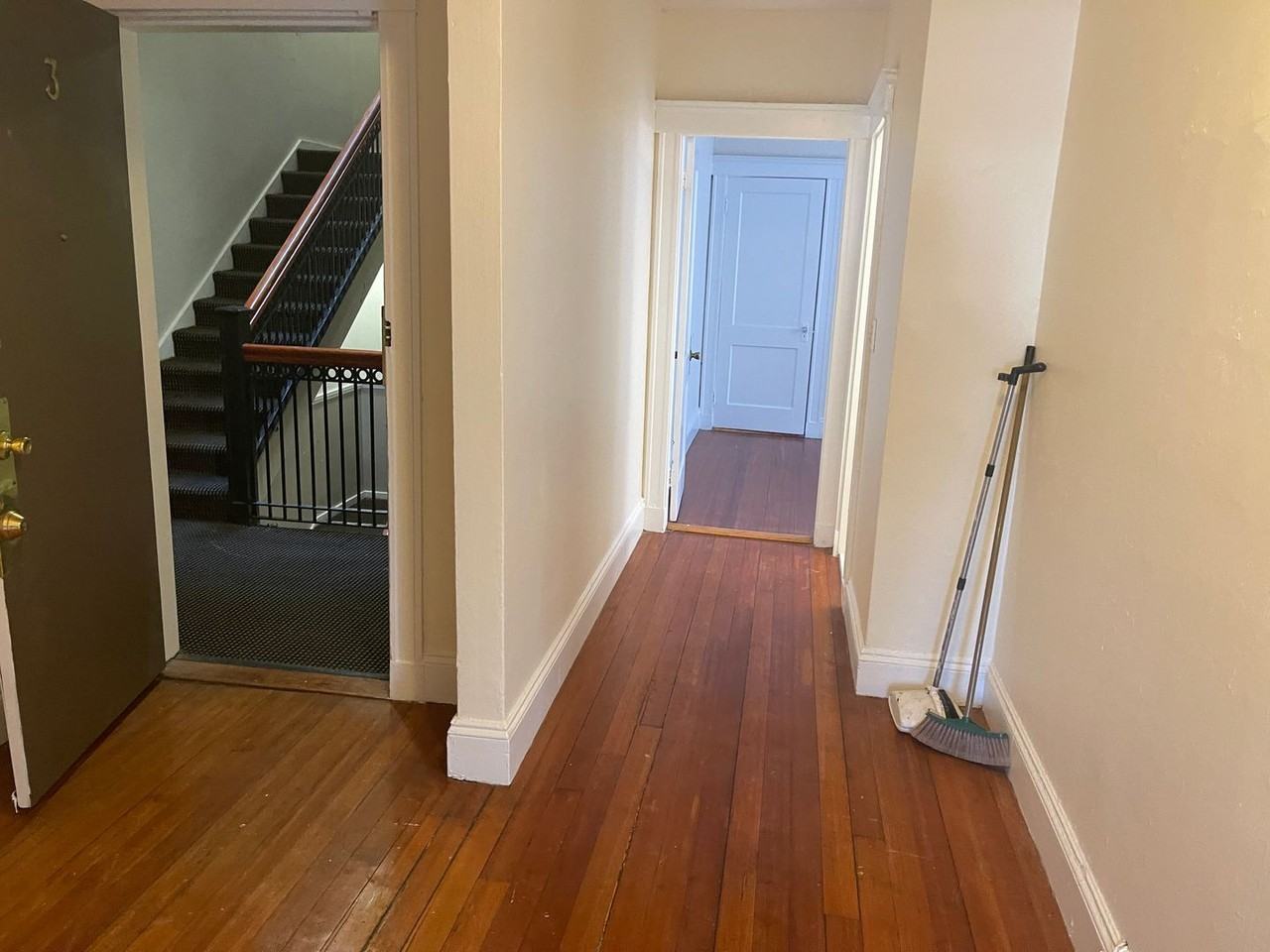 524 Cambridge St - Photo 6 of 11