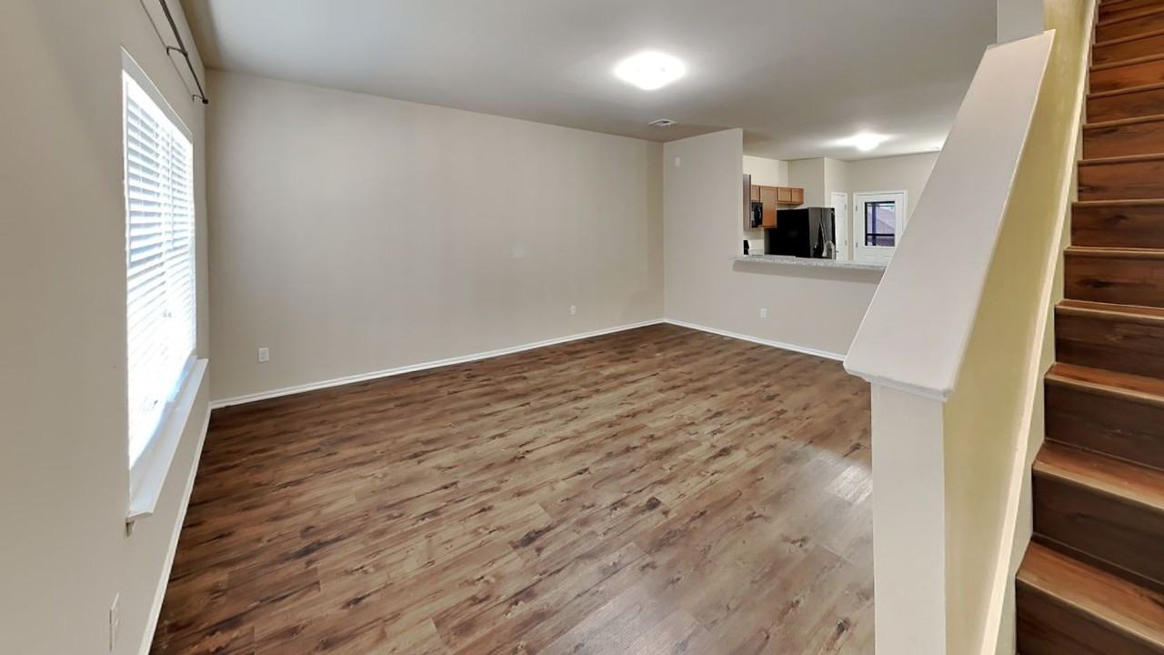 13228 Bridgewater Dr - Photo 4 of 26