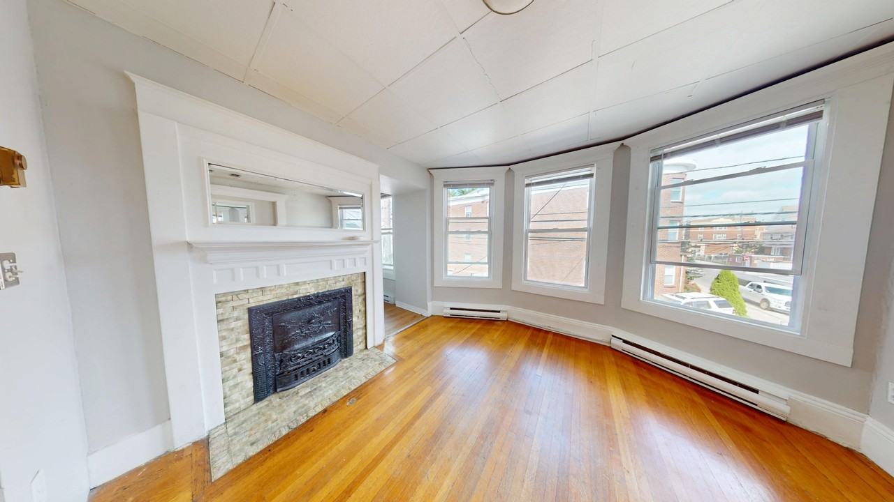 40 Hancock Streethancock Street #3 - Photo 3 of 17