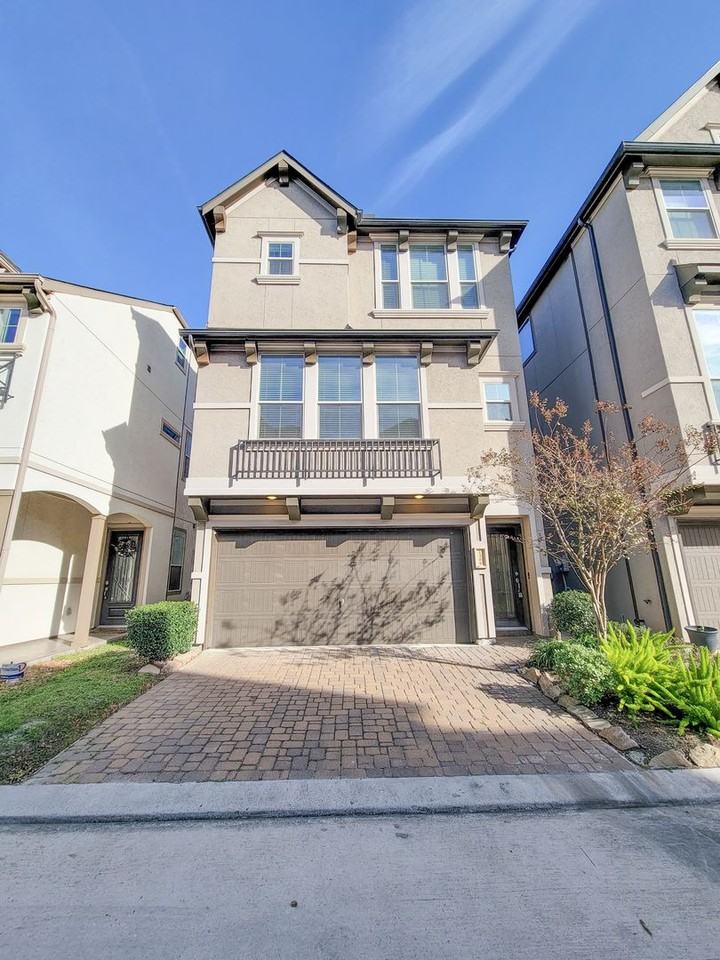 1506 Brayson Oaks Pl - Photo 3 of 50