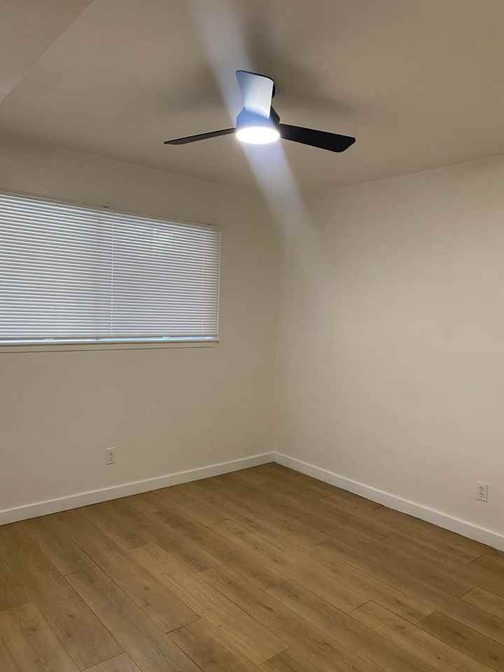 CONTESSA BUNGALOWS - Photo 6 of 21