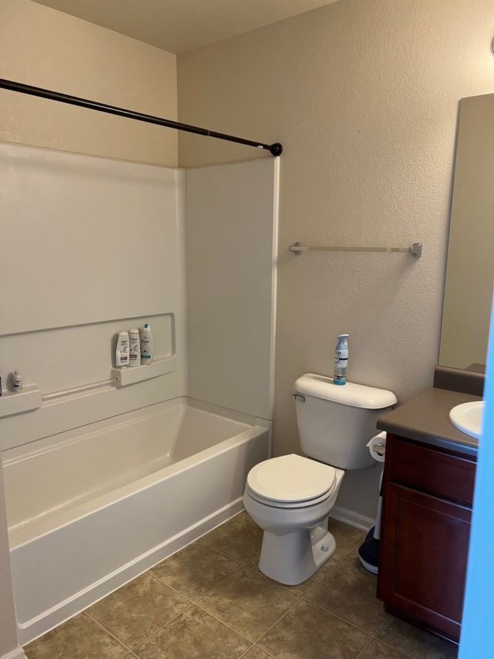 12783 Leyden St #A - Photo 5 of 31