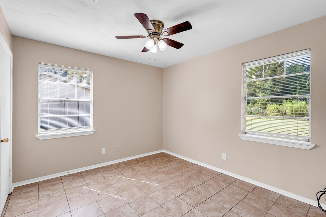 9701 Hwy - Photo 2 of 23