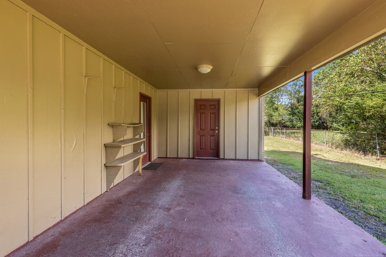 9701 Hwy - Photo 3 of 23