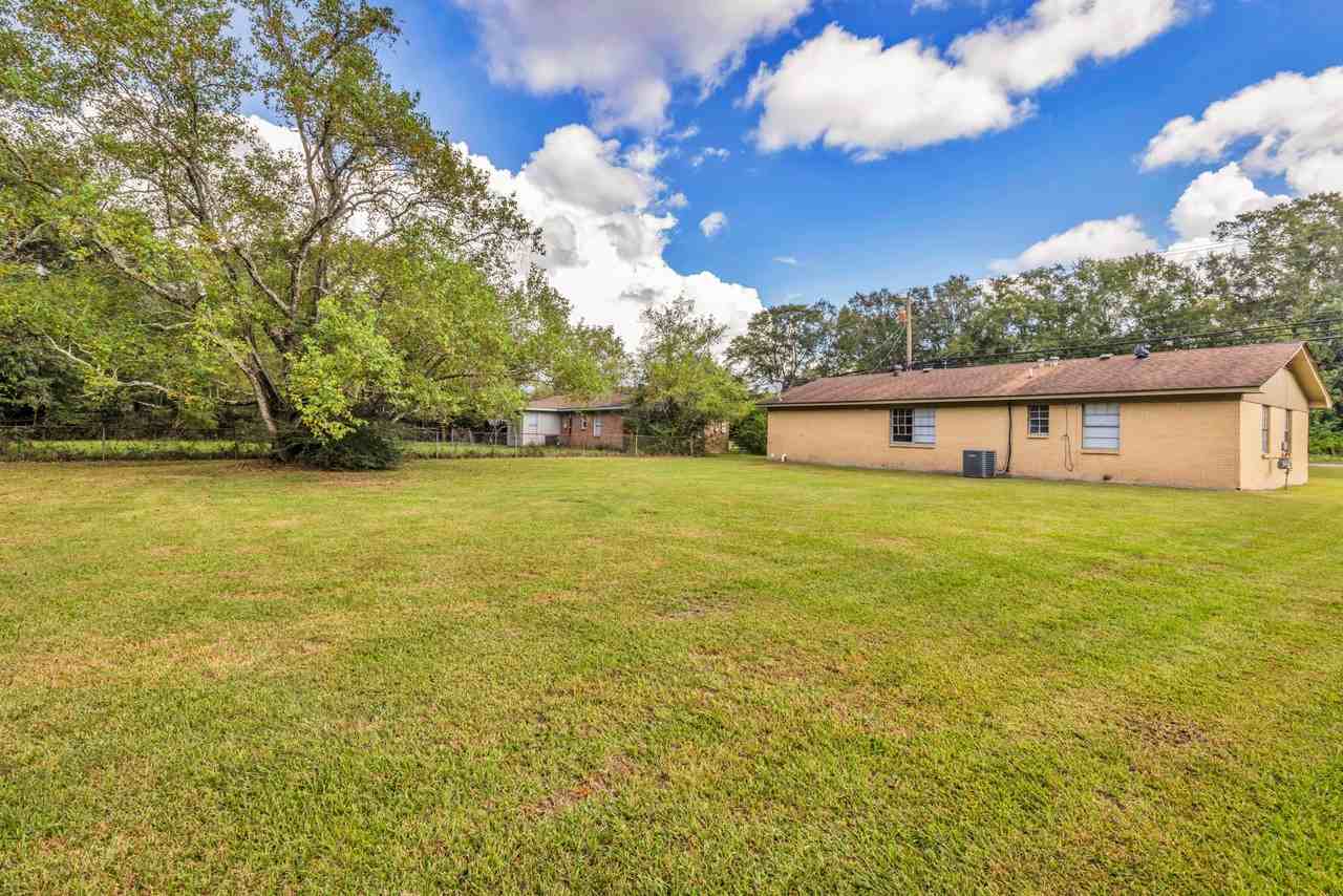 9701 Hwy - Photo 2 of 23