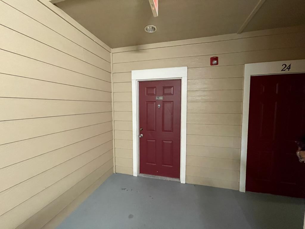 2000 Erving Cir #1 - Photo 3 of 11