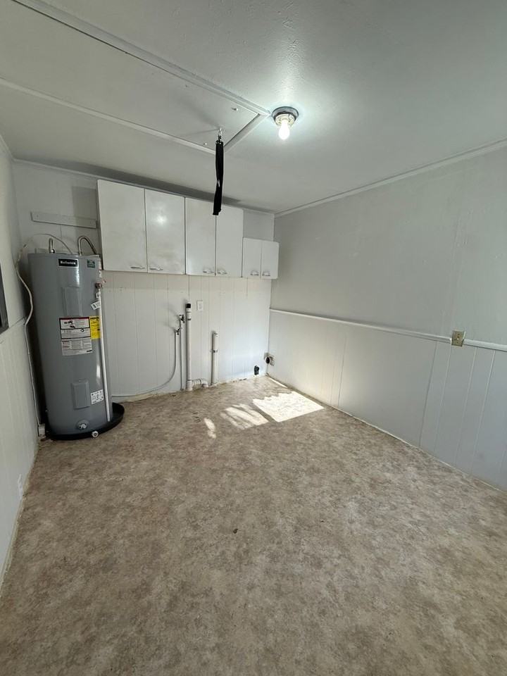 1510 Garfield St - Photo 6 of 18