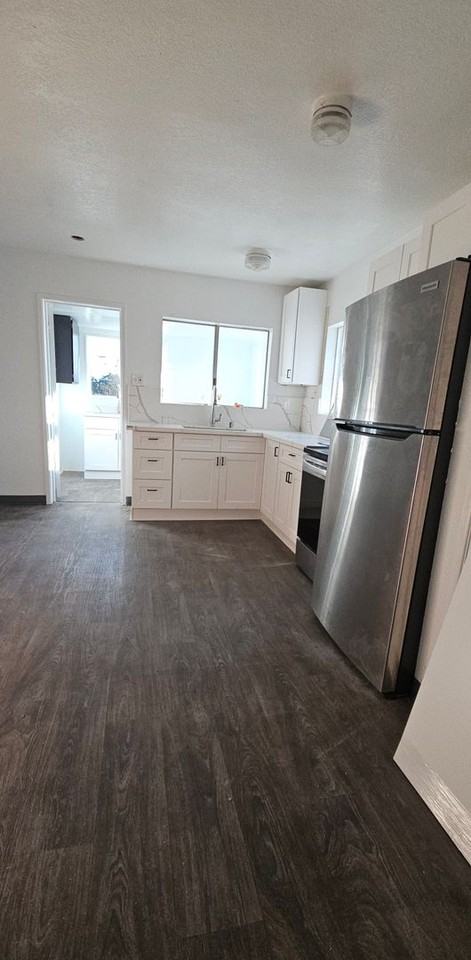 508 20th Ave - Photo 5 of 10