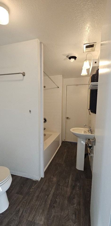 508 20th Ave - Photo 7 of 10