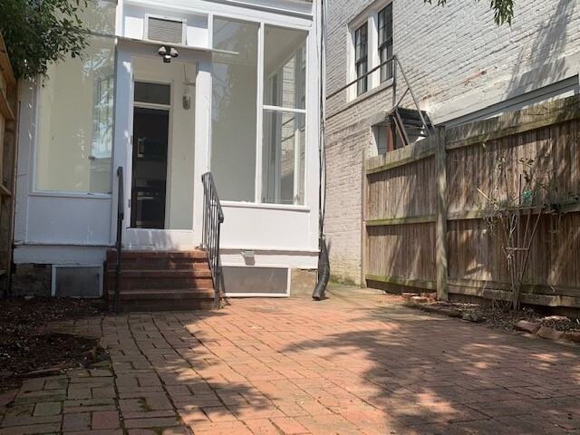 1427 33rd St Nw #1 - Photo 7 of 13