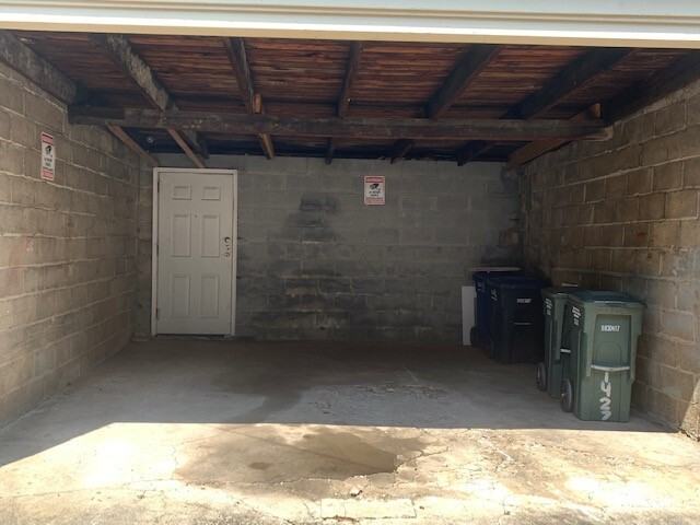1427 33rd St Nw #1 - Photo 5 of 13