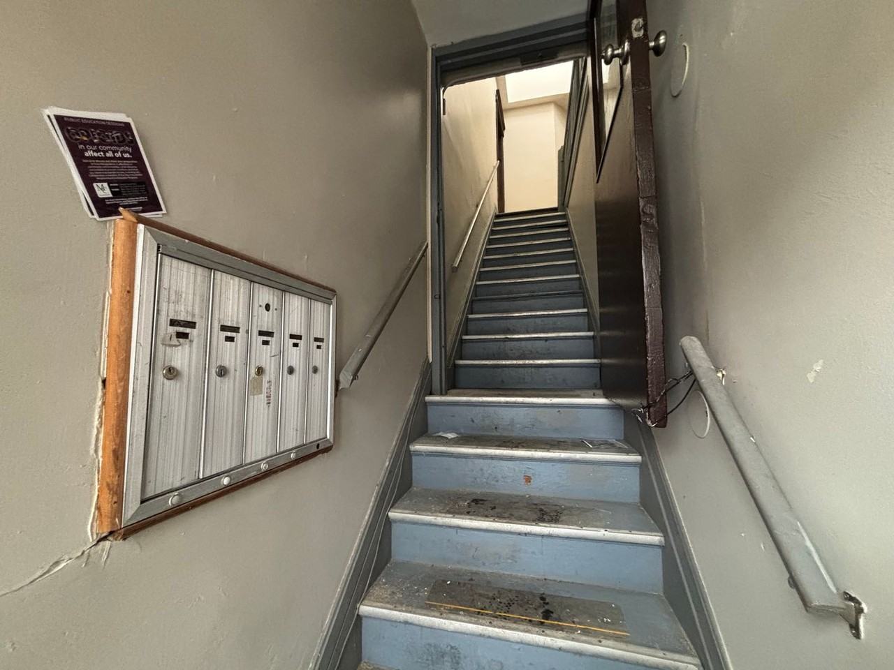 658 - 664 Monroe - Photo 4 of 17