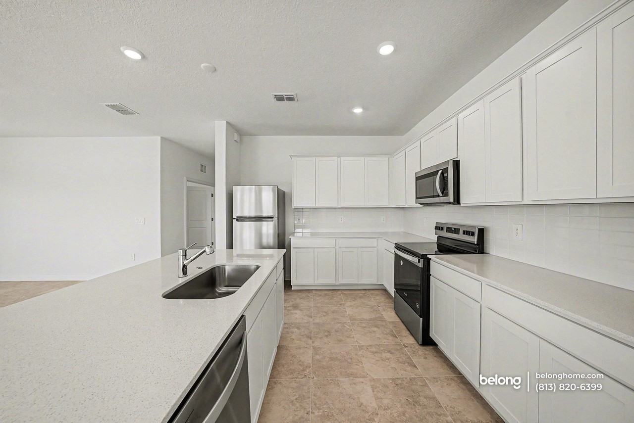 9711 Redwood Heights Loop - Photo 5 of 28