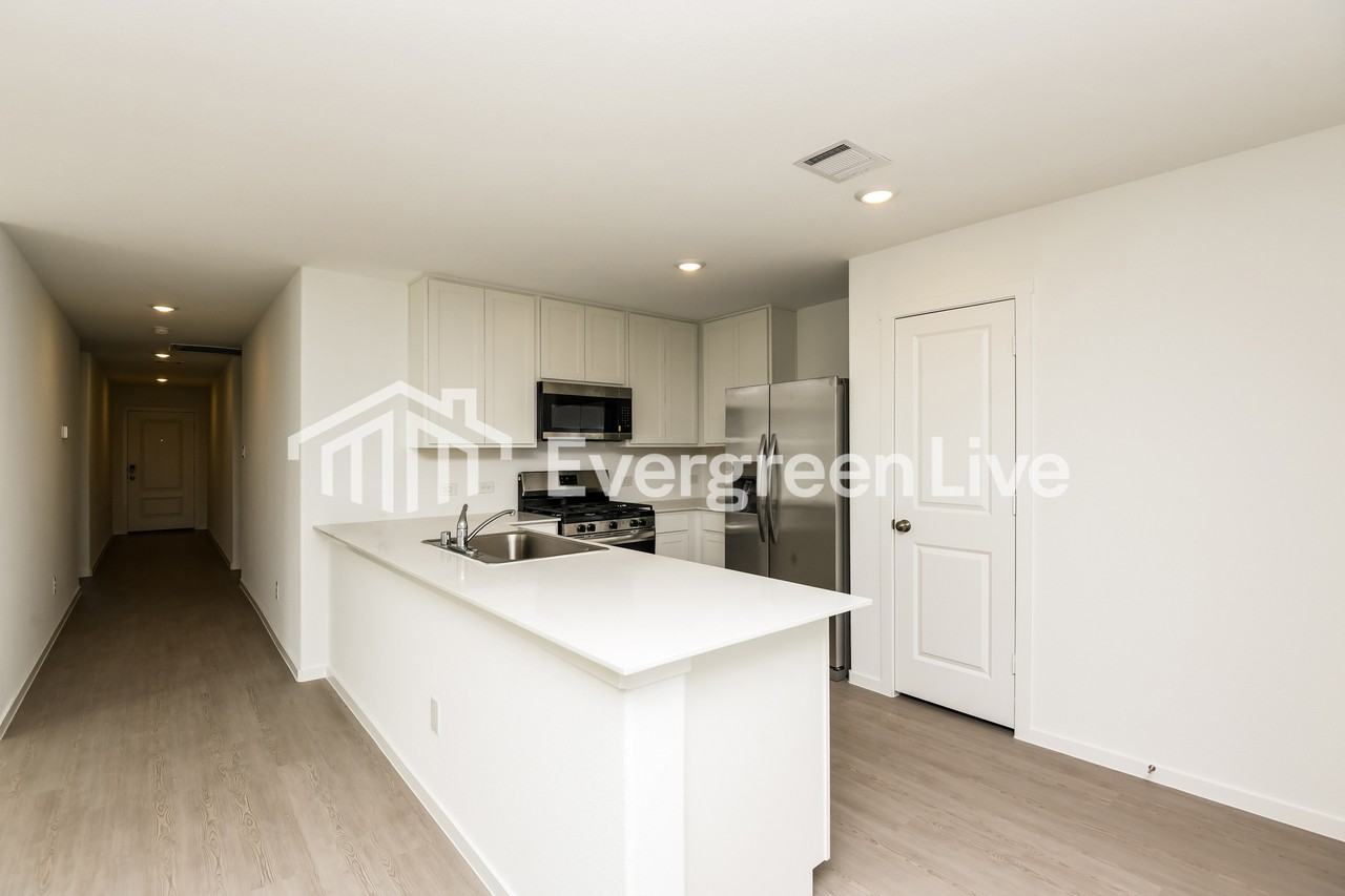 12435 Lost Rock Dr - Photo 4 of 16