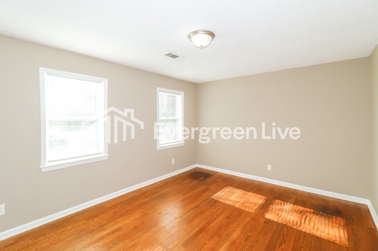 4654 Chuck Ave - Photo 7 of 15