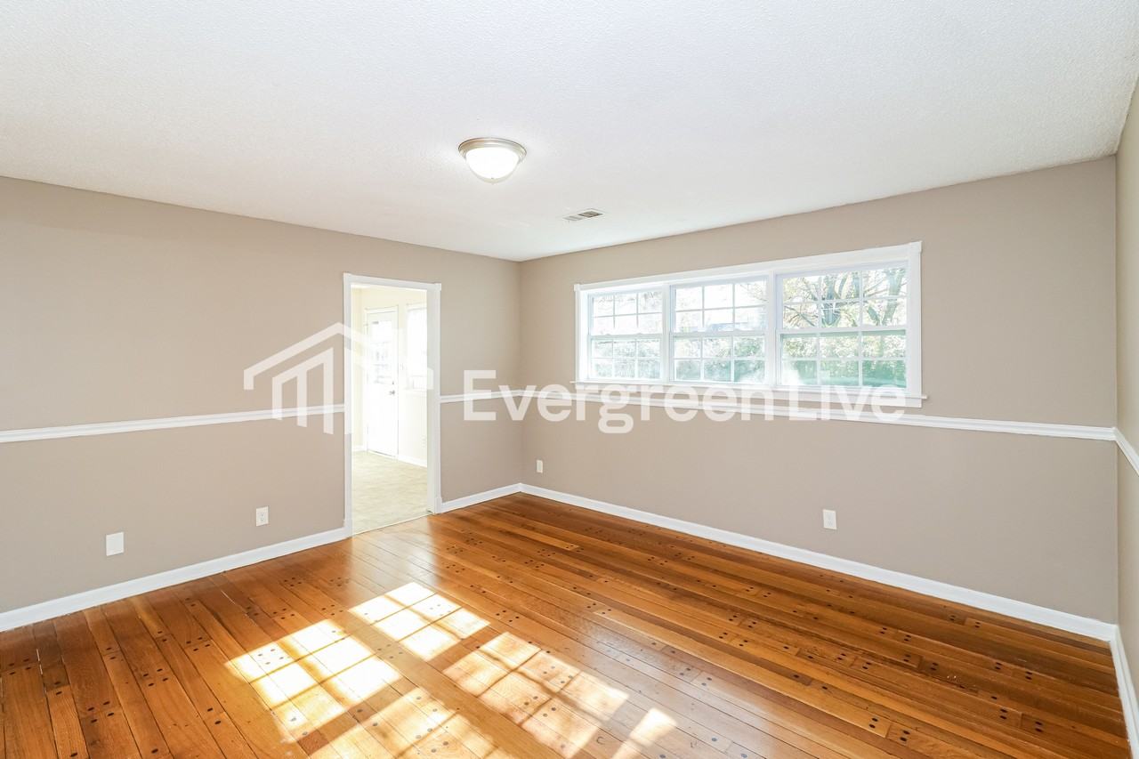 4795 Judy Lynn Ave - Photo 4 of 14