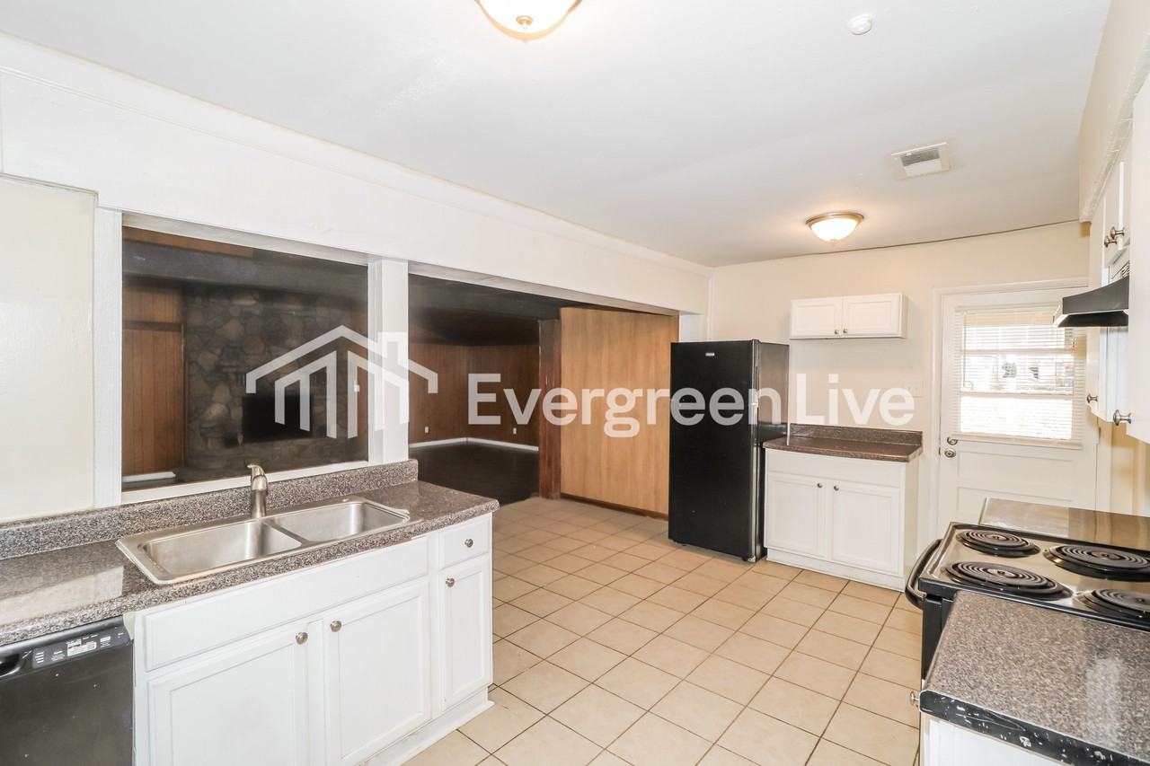 3398 Scenic Hwy - Photo 5 of 15