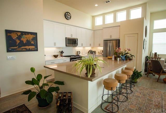 2048 Foxtrot Loop #3 - Photo 5 of 7