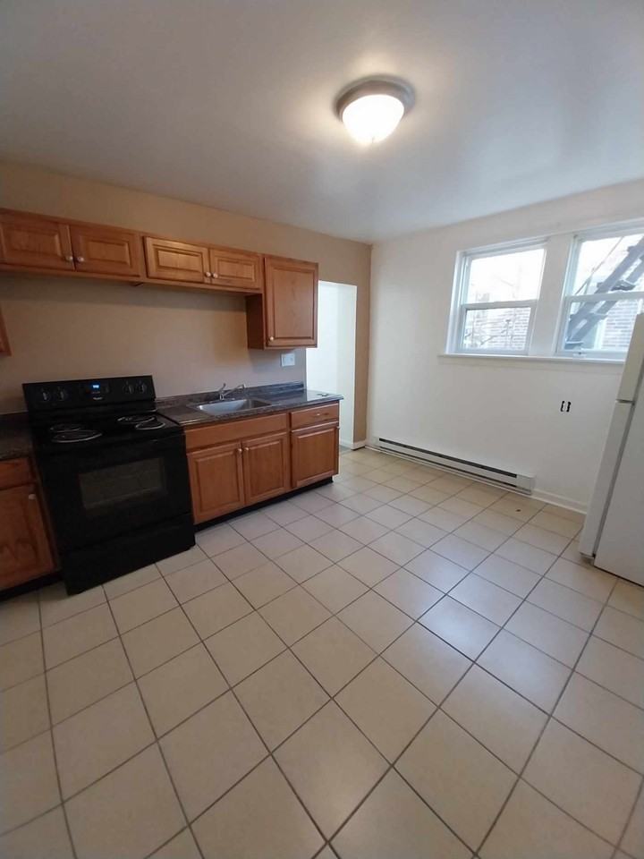 2316 N Market St #1 - Photo 2 of 9