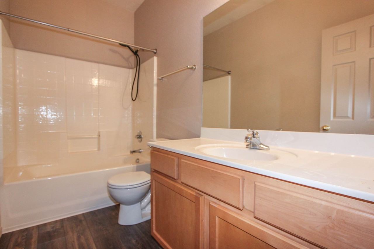 12933 E Santiago St - Photo 7 of 10