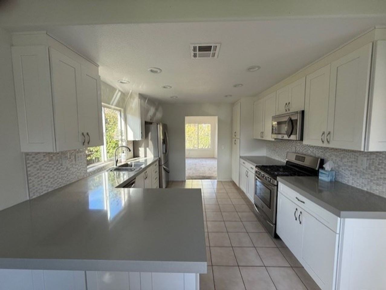 48616 Paseo Tarazo - Photo 4 of 10