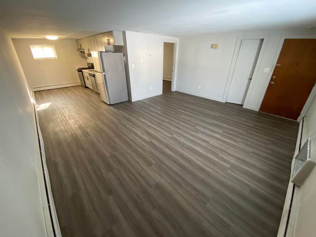 501 Lake Terrace - Photo 2 of 16