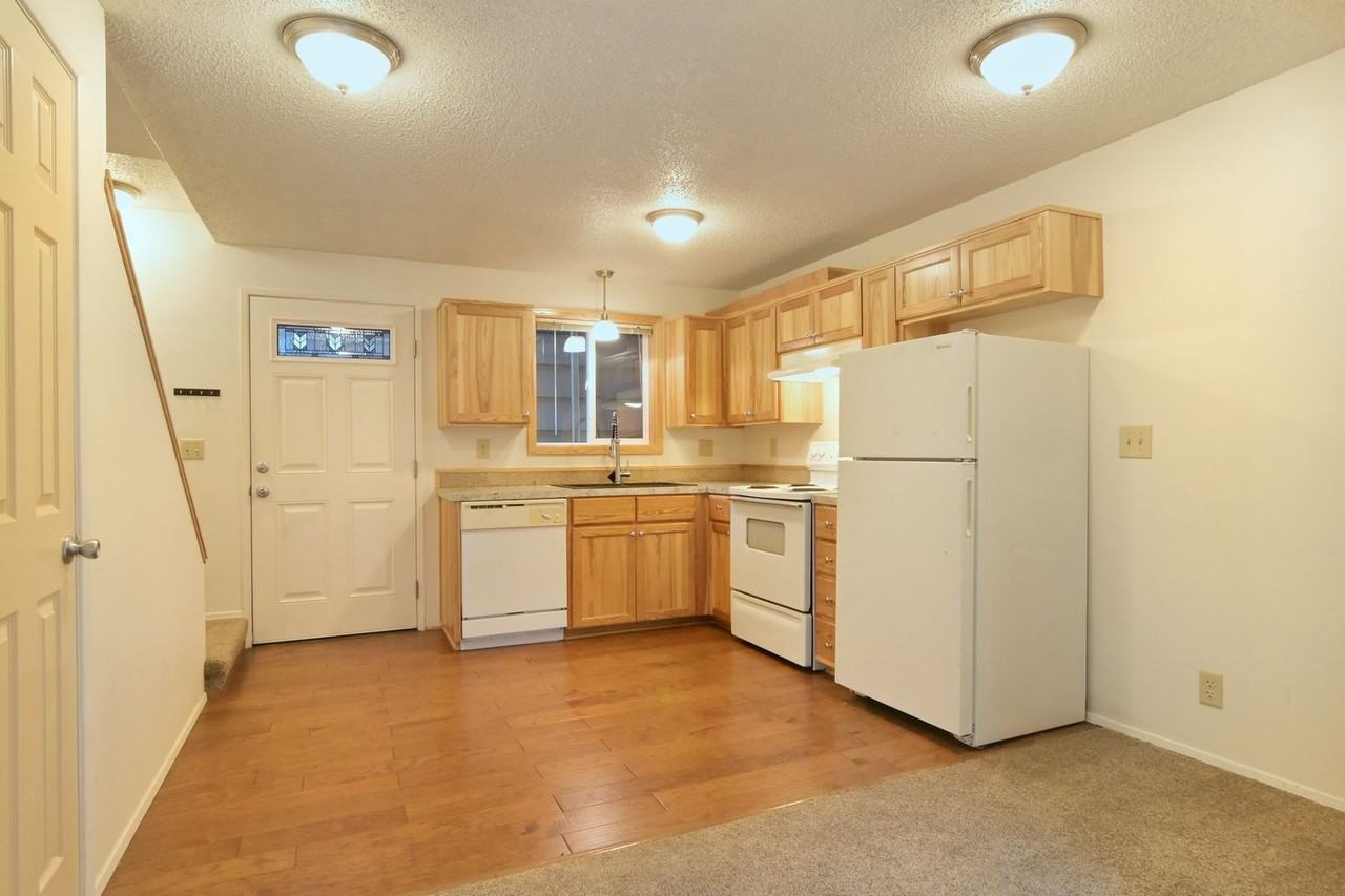 1437 High Street - Photo 7 of 36