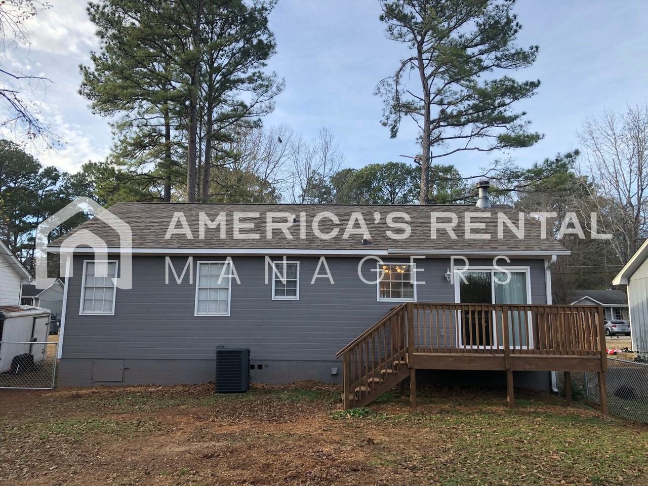 1025 25th Ave N - Photo 3 of 22