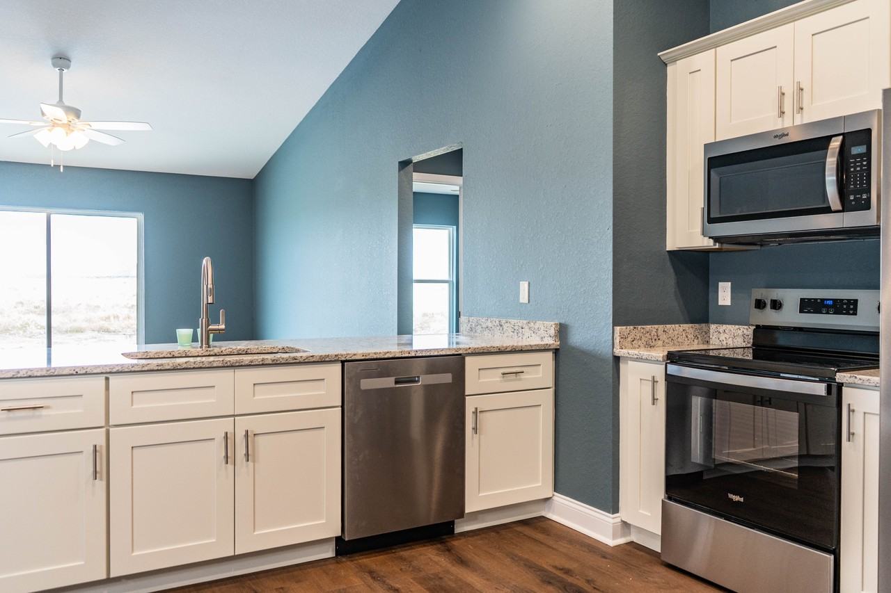 105 Darlin Loop Rd - Photo 4 of 21