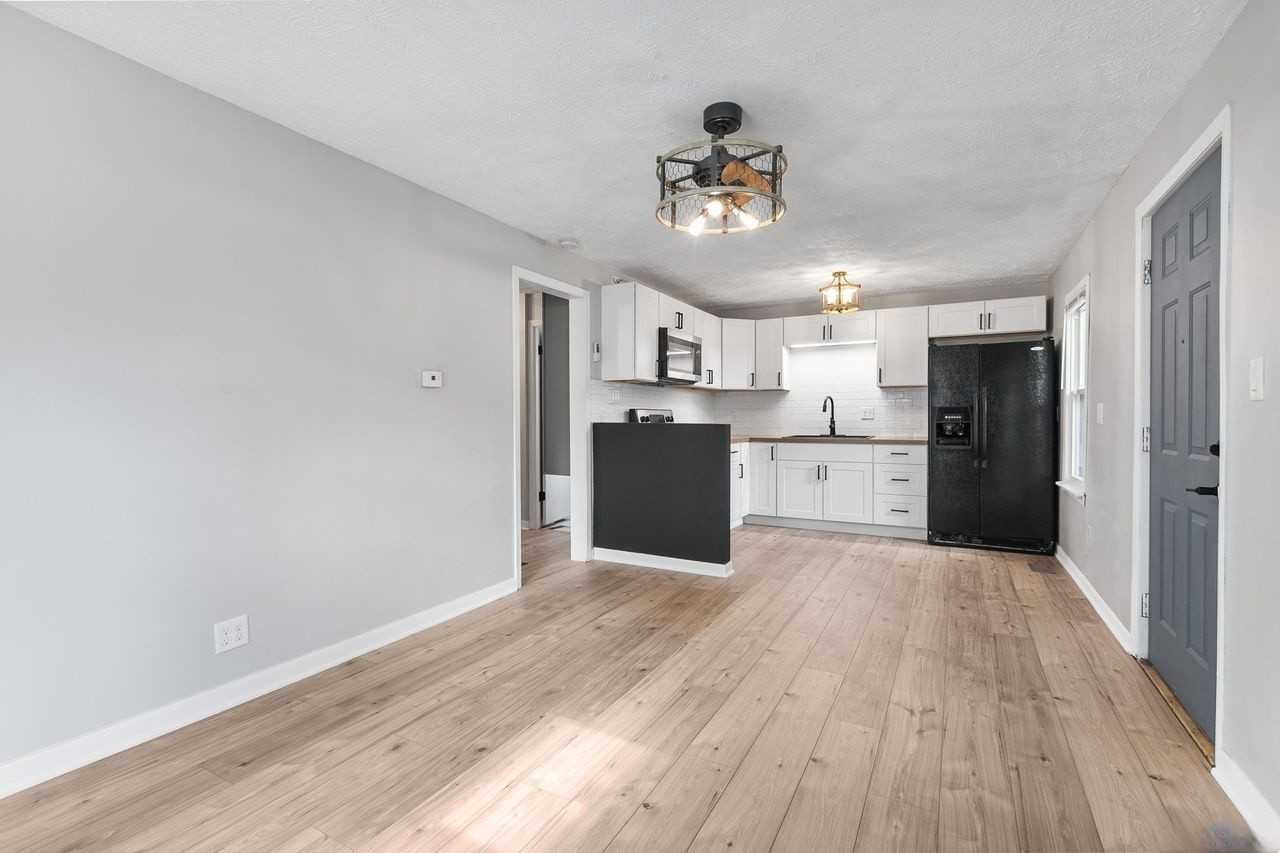 5735 Cleveland Ave - Photo 4 of 15