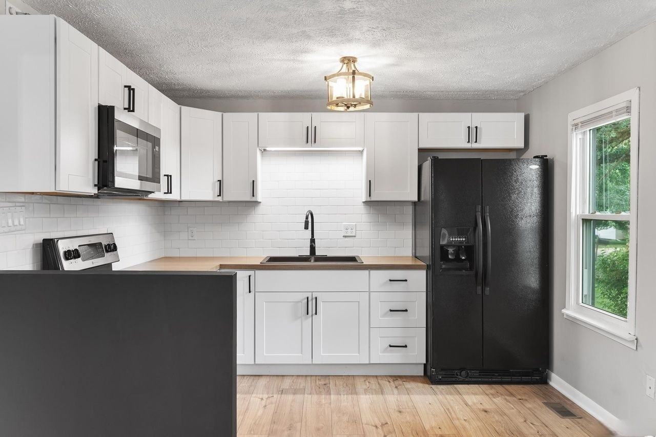 5735 Cleveland Ave - Photo 5 of 15