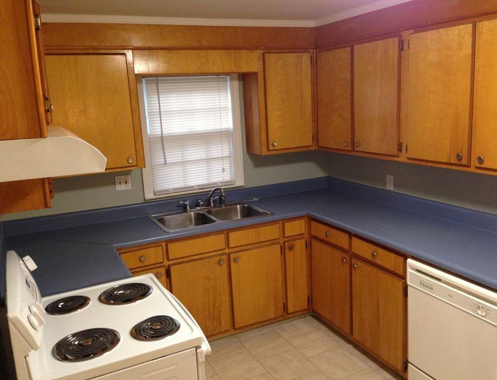 129 Greene St - Photo 6 of 22