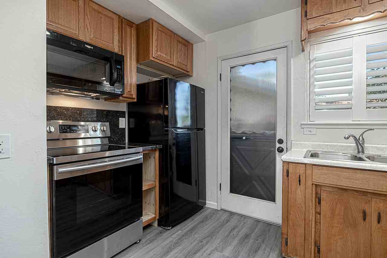 1903 College Ave - Photo 6 of 10