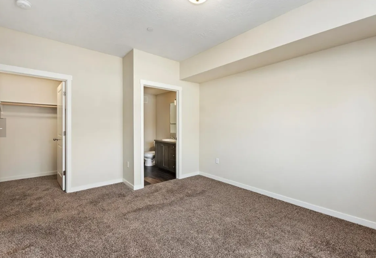 Fairview Apartments 40 - Photo 6 of 8