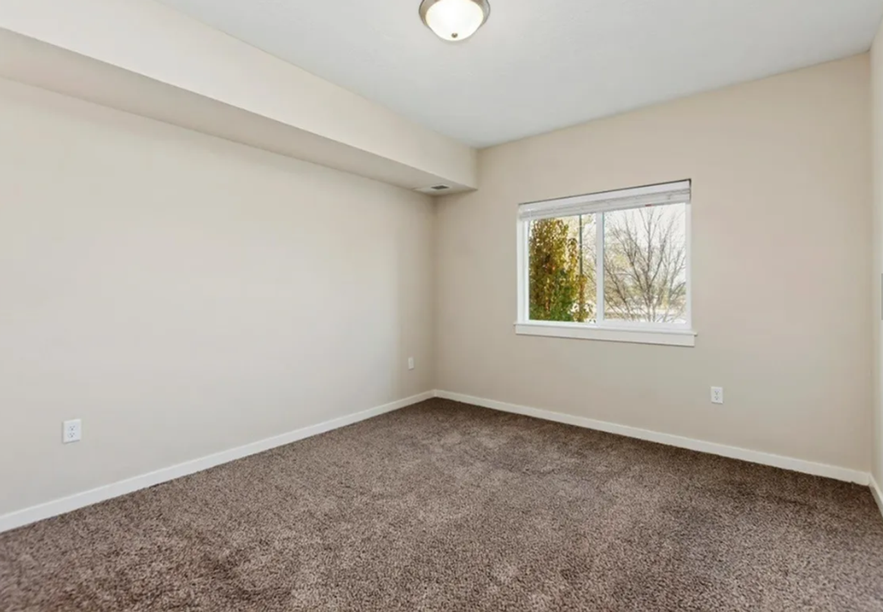 Fairview Apartments 40 - Photo 7 of 8