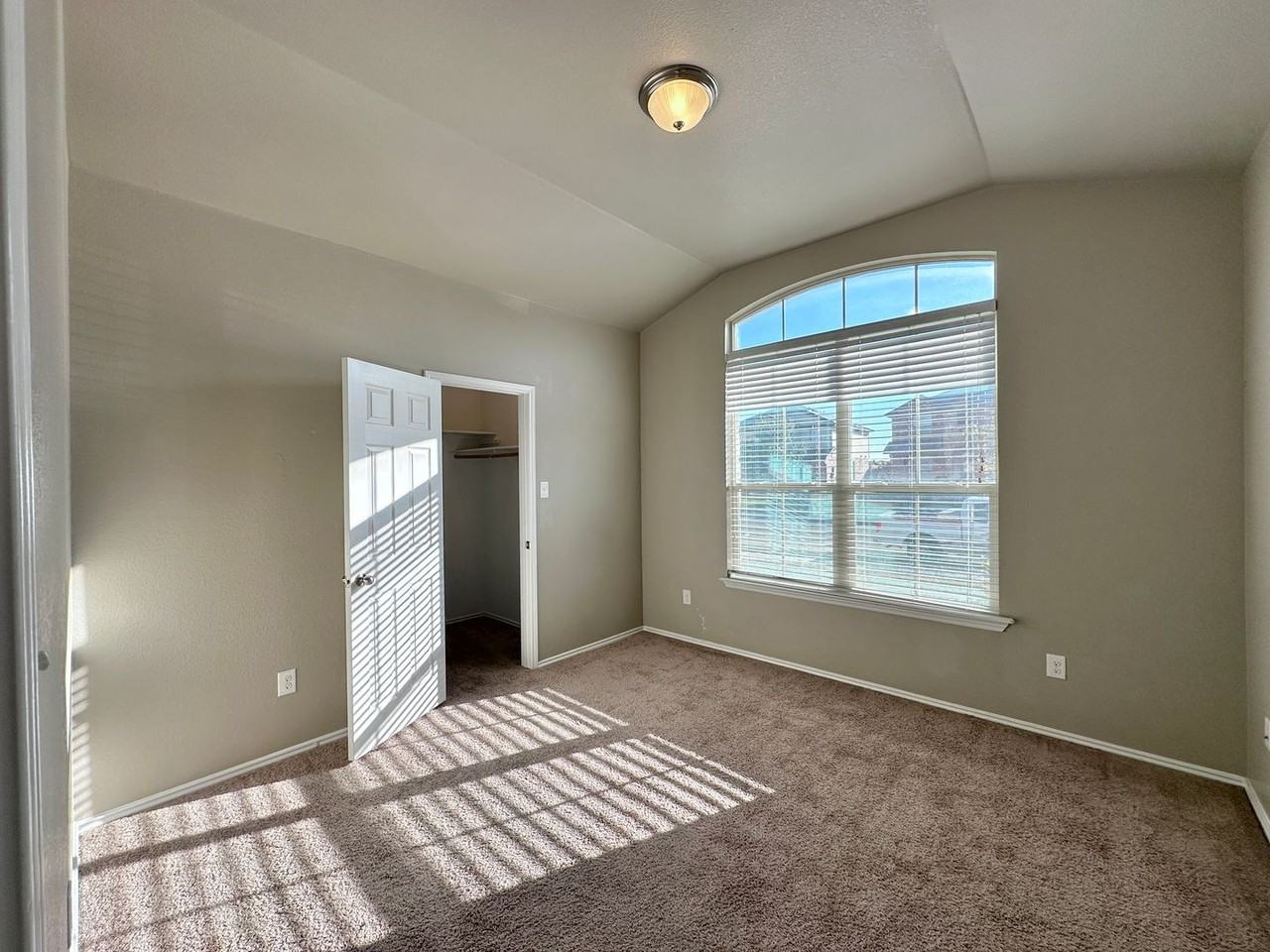 5001 Prewitt Ranch Rd - Photo 4 of 39