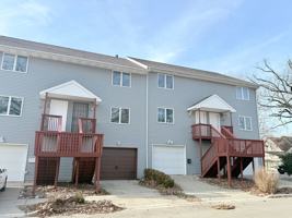 featured image of 615 S Mclean St