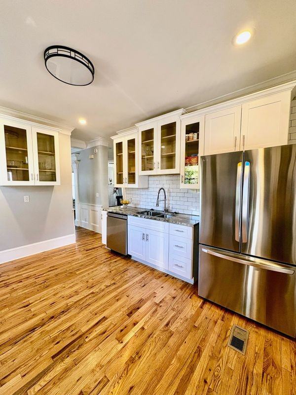 7818 6th Ave S - Photo 4 of 17