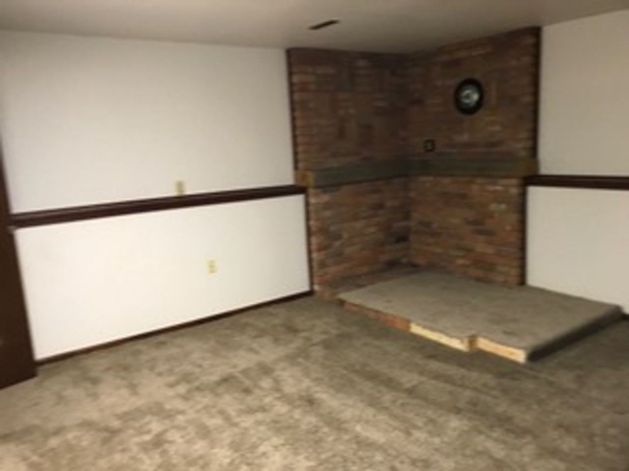 1125 Timber Ln - Photo 6 of 15