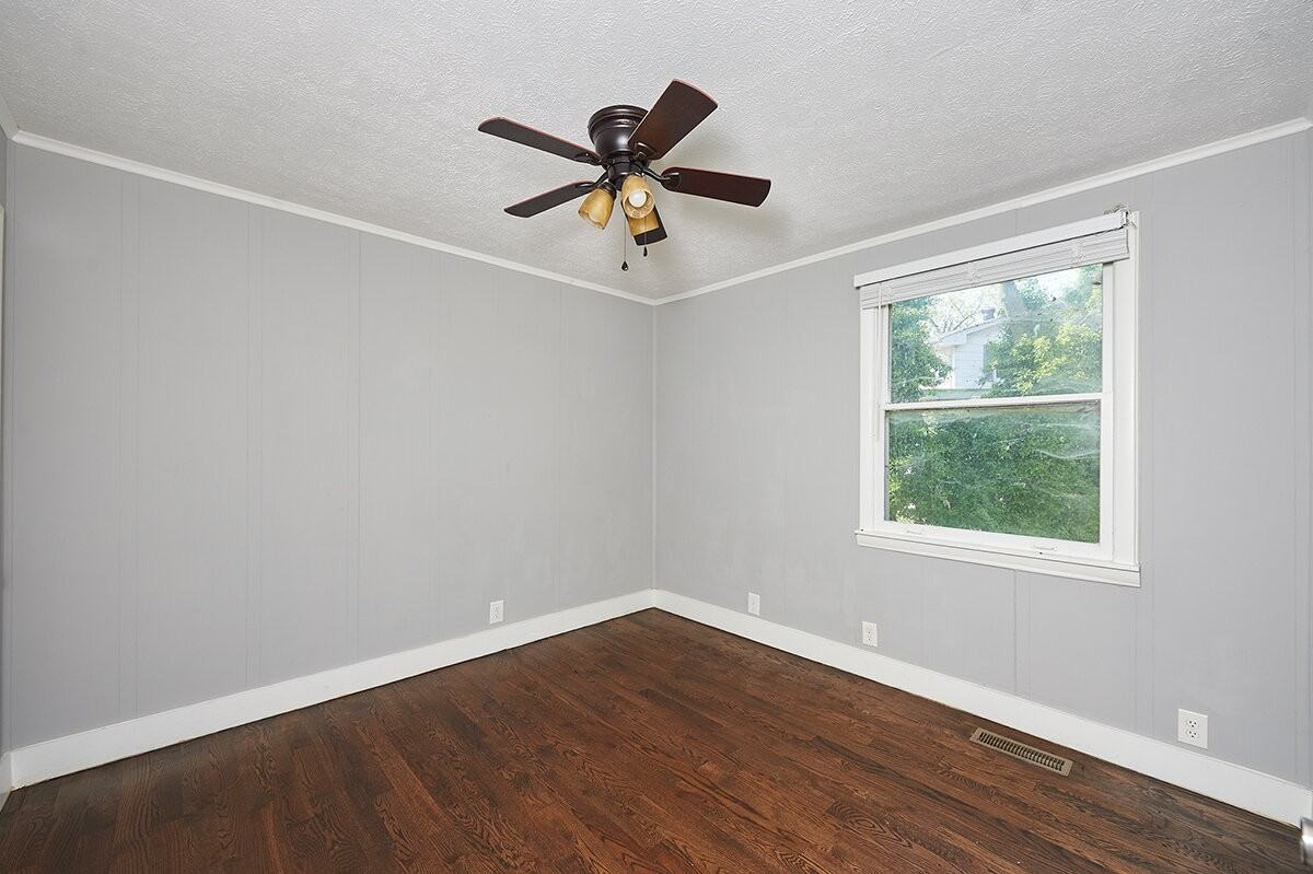 3822 Pacifica Dr - Photo 7 of 12