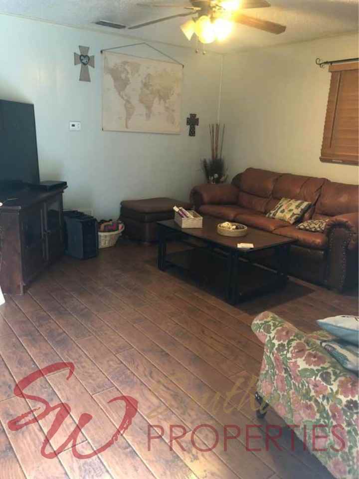 726 N Barton St - Photo 2 of 7