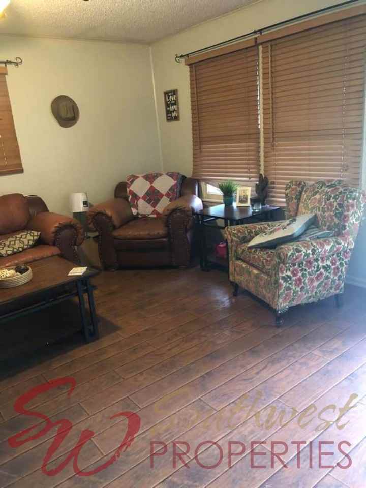 726 N Barton St - Photo 3 of 7