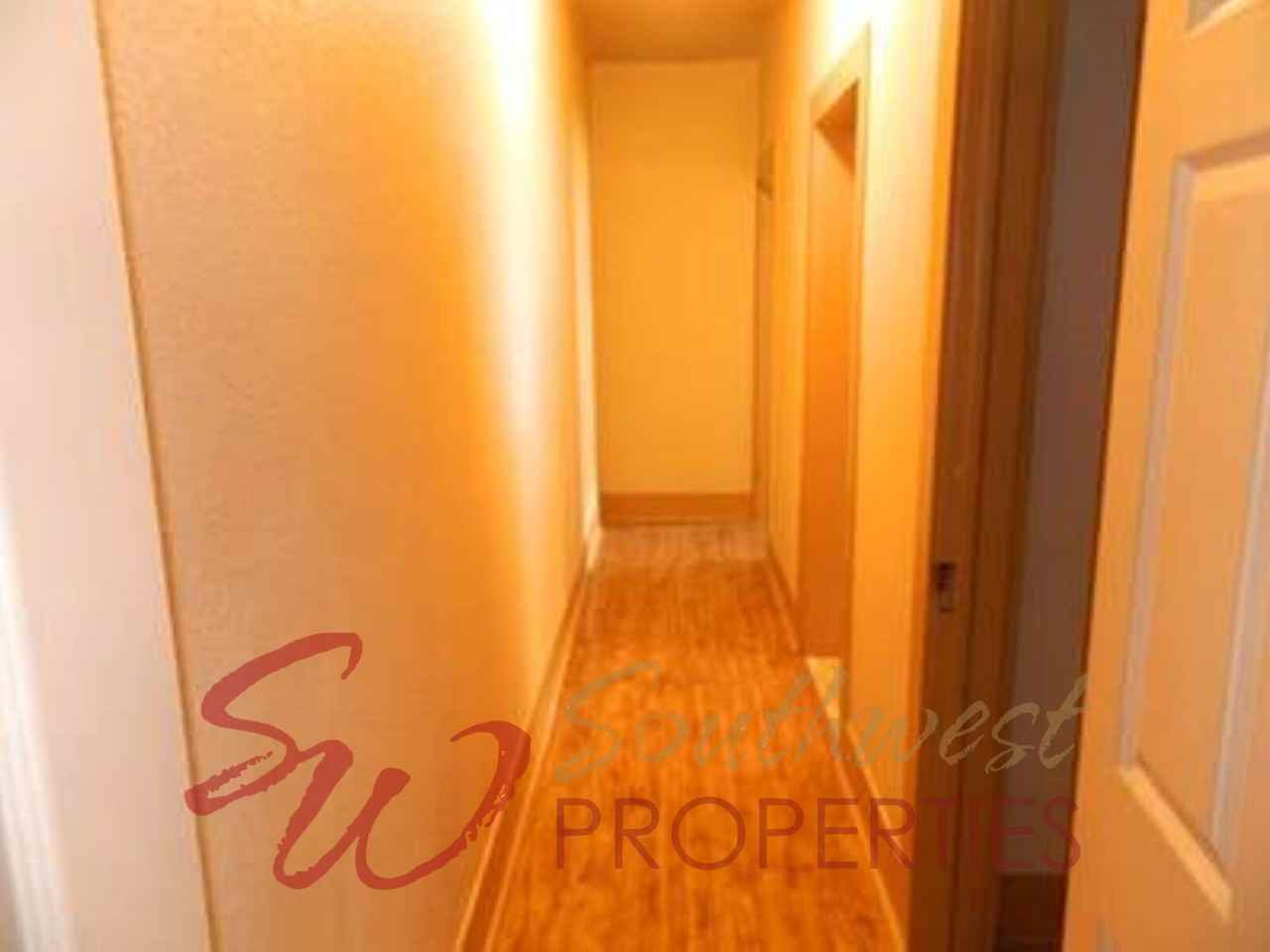 1026 W Vanderbilt St - Photo 7 of 12