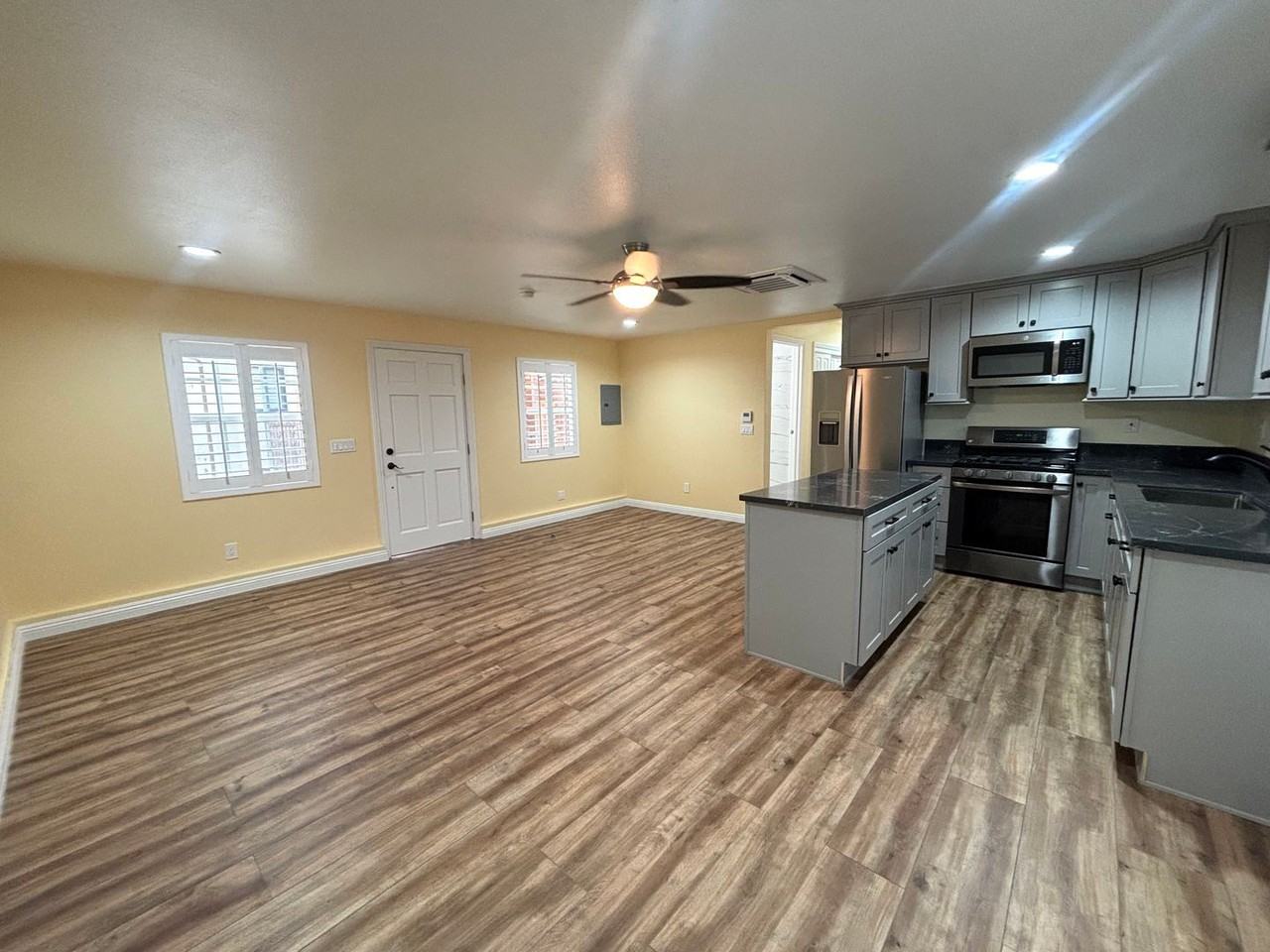 9315 Sideview Dr #A - Photo 3 of 15