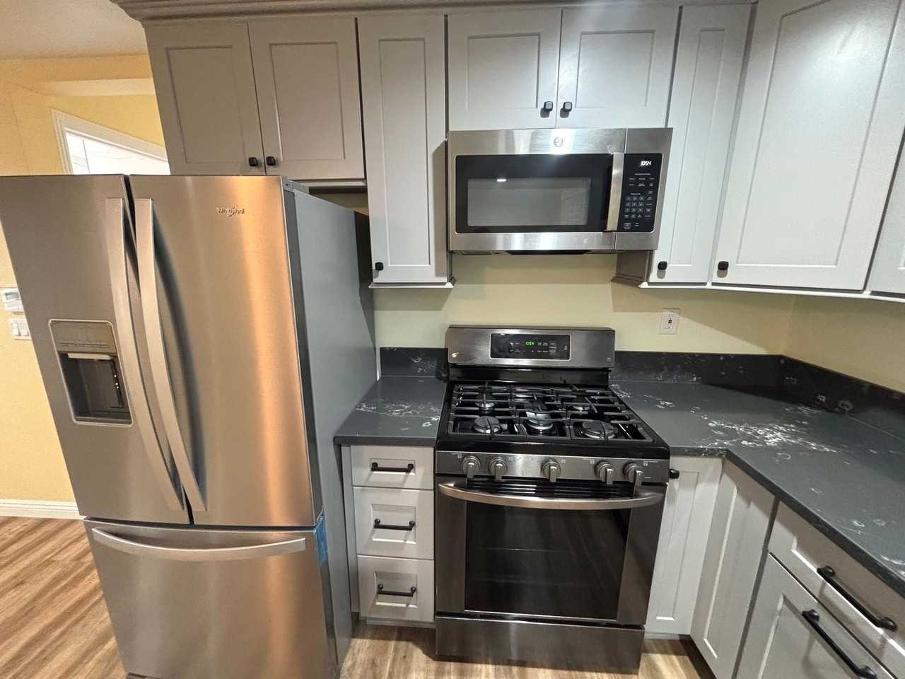 9315 Sideview Dr #A - Photo 5 of 15