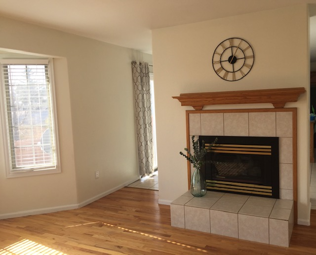 5402 Ryan Ave - Photo 3 of 20